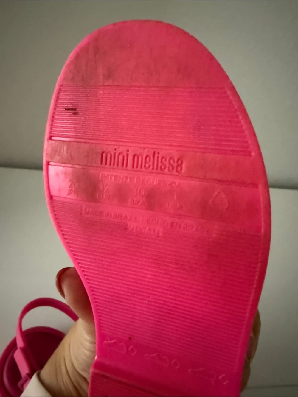 Mini Melissa bright hot